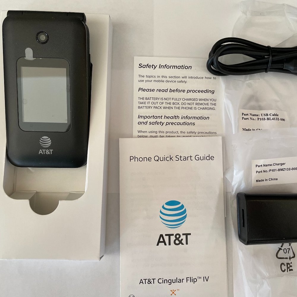 NWT AT&T Cingular FLIP IV, 4GB Black CELL PHONE, BATTERY, SIM CARD